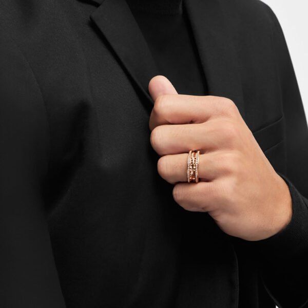 Two-Band Ring In 18 Kt Rose Gold With Studded Spiral And Pavé Stone On The Edges - Image 3