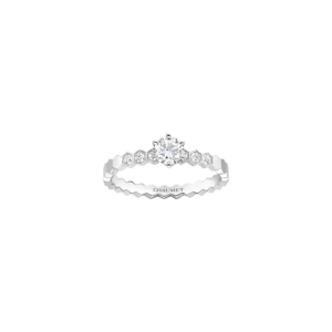 Bee De Solitaire In White Gold, Set With Brilliant-Cut Stone.